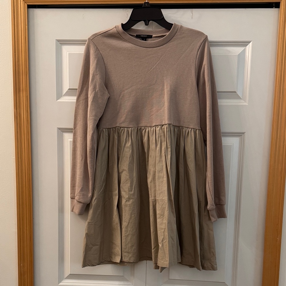 Stylish Tan and Cream Dress
